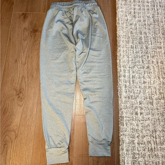 NVGTN joggers size small - Picture 8 of 9
